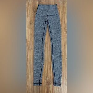Lululemon Athletica Black and Gray Textured Leggings